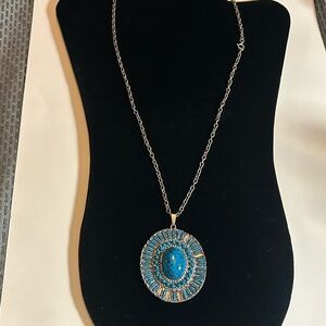 Unmarked Turquoise colored stone Pendant Necklace